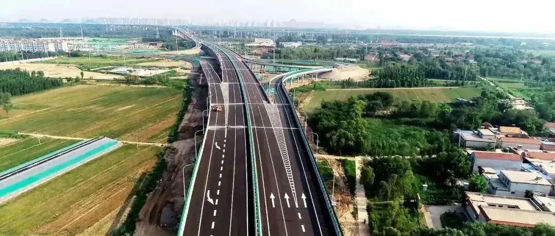 300億！董梁高速沈海至新泰段將開建，項(xiàng)目前期中標(biāo)了！